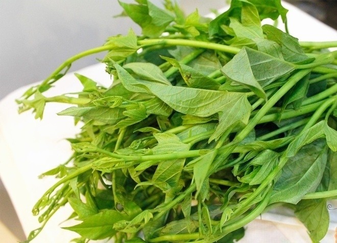 Cách làm 3 món rau lang xào giản dị cho bữa ăn gia đình