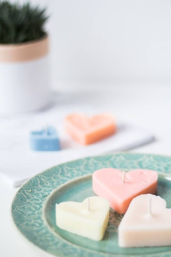 Hướng dẫn làm nến thơm xinh xắn trang trí và đuổi muỗi hiệu quả